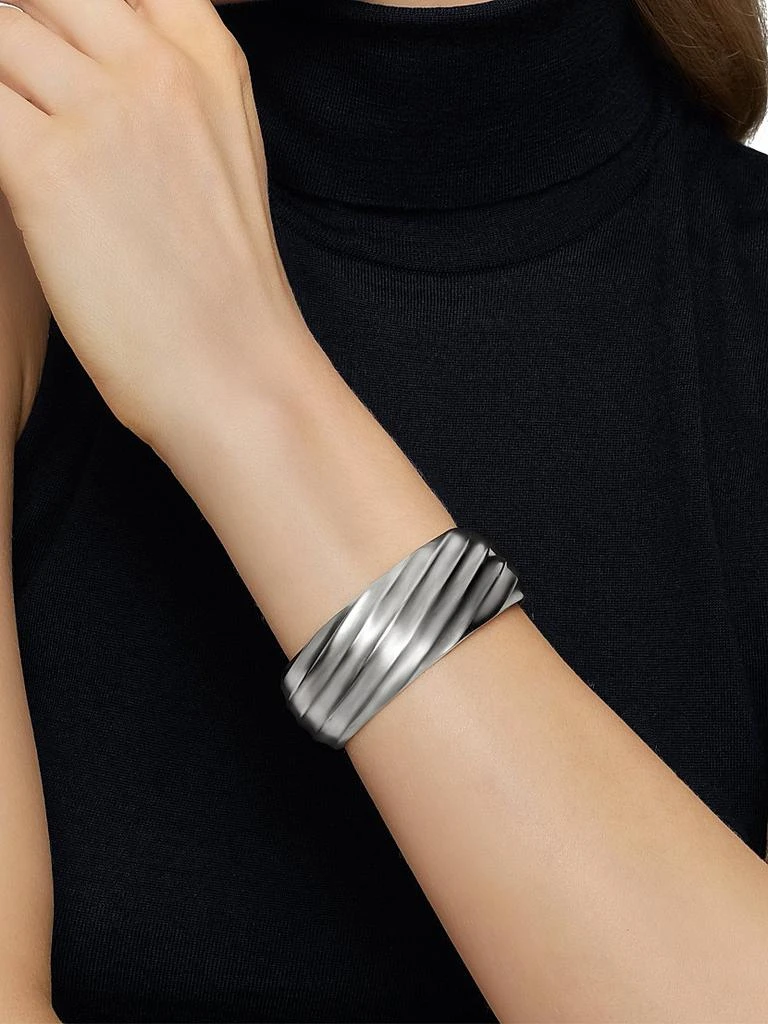 商品David Yurman|Cable Edge Cuff Bracelet in Sterling Silver, 24MM,价格¥9244,第2张图片详细描述