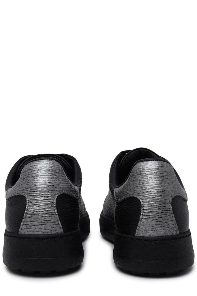 商品Salvatore Ferragamo|Salvatore Ferragamo Gancini Printed Low-top Sneakers,价格¥4295,第4张图片详细描述