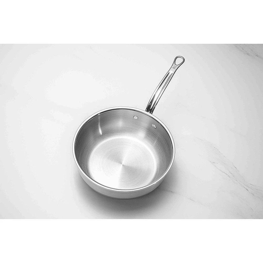 Insignia 3.5 Qt Covered Pan 商品