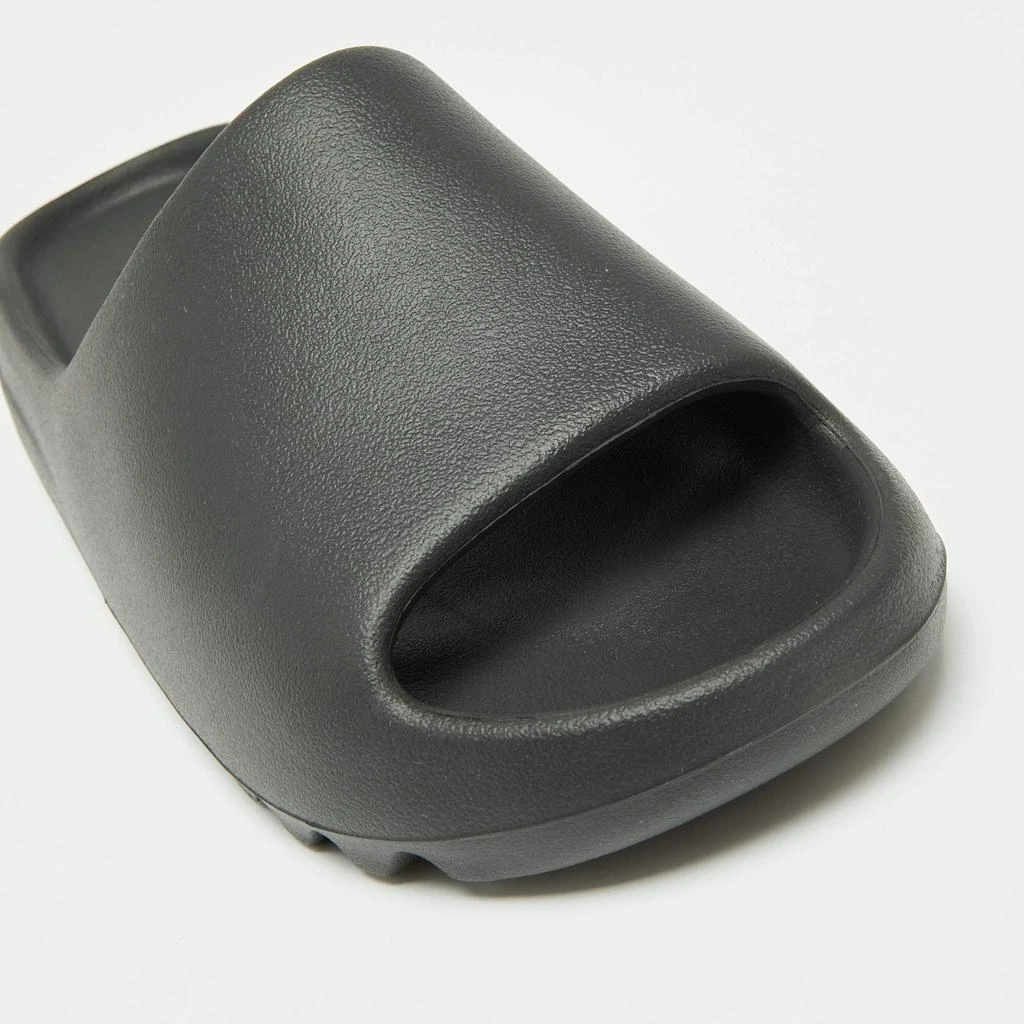 Yeezy x Adidas Black Rubber  'Onyx' Slide Sandals Size 42  商品