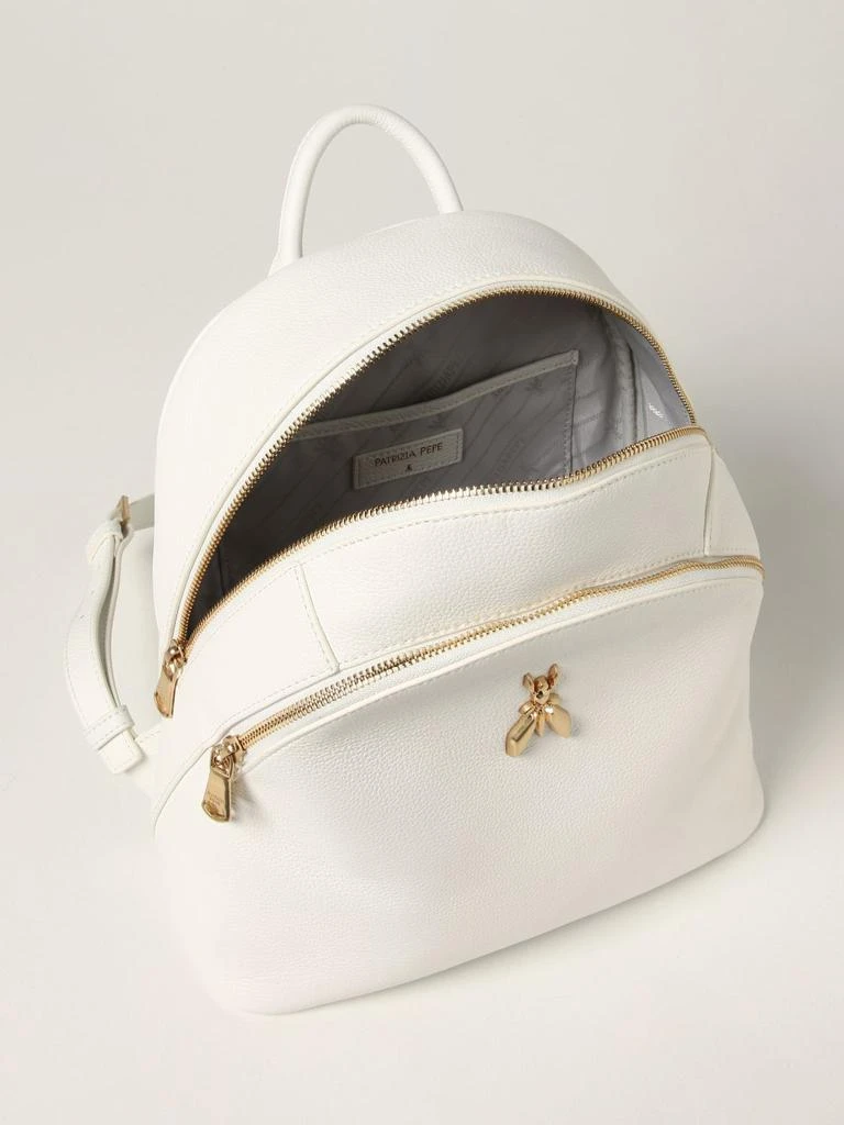 商品PATRIZIA|Fly Patrizia Pepe backpack in grained leather,价格¥1811,第4张图片详细描述