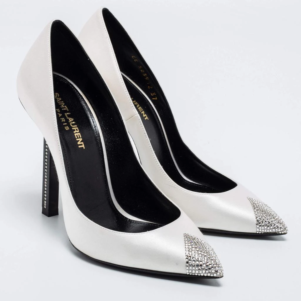 商品[二手商品] Yves Saint Laurent|Saint Laurent White Satin Tower Crystal Embellished Pumps Size 37,价格¥2168,第4张图片详细描述