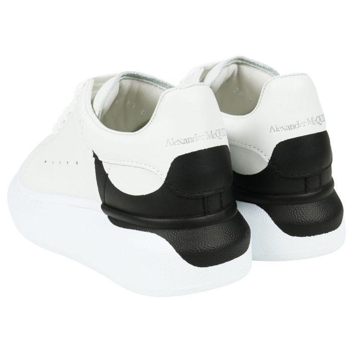 商品Alexander McQueen|Oversized Drop Logo Trainers White & Black,价格¥1199,第5张图片详细描述