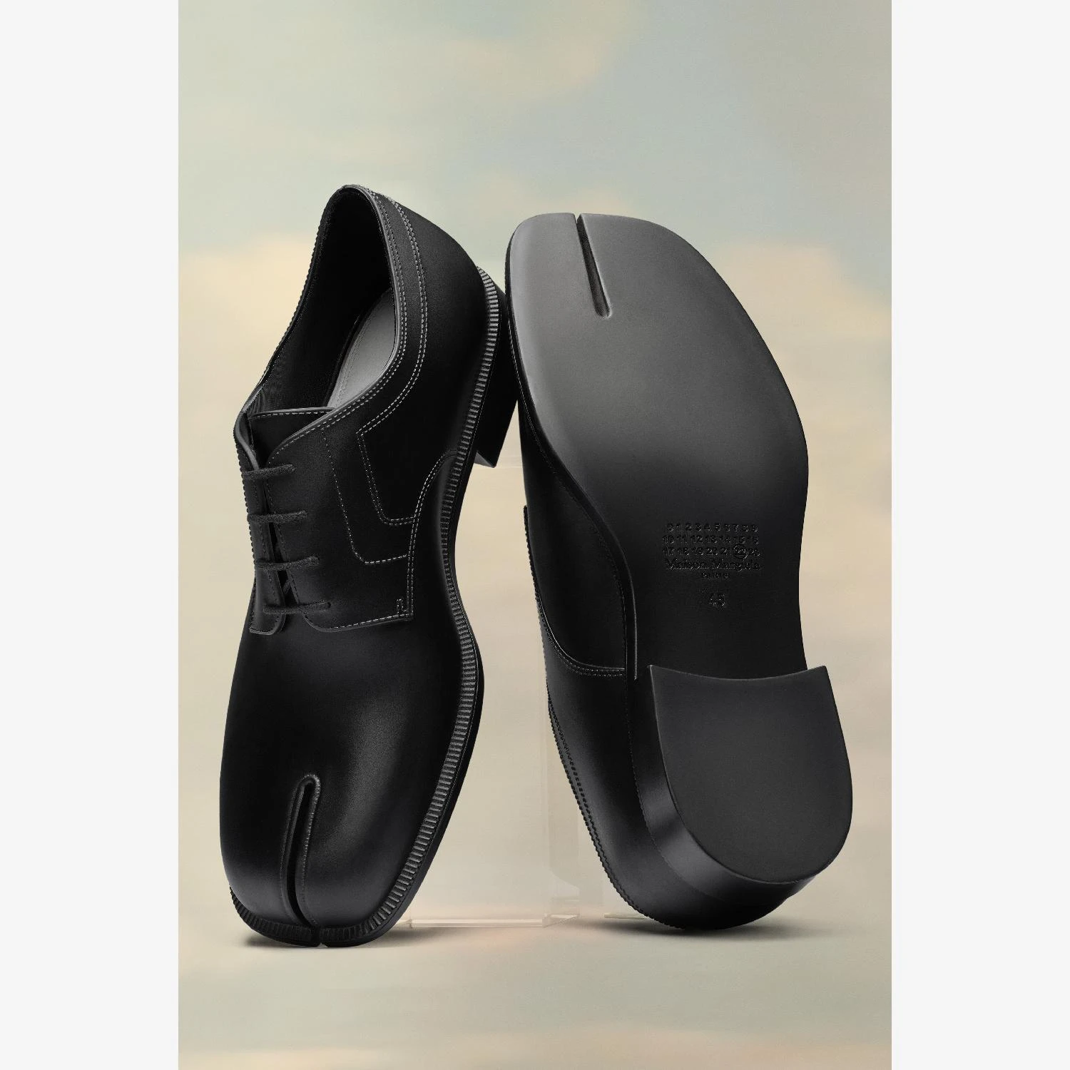 包税【预售7天发货】 MAISON MARGIELA 23秋冬 男士 平底鞋 Derbies en rubber Tabi S57WQ0168P4365T8013 商品