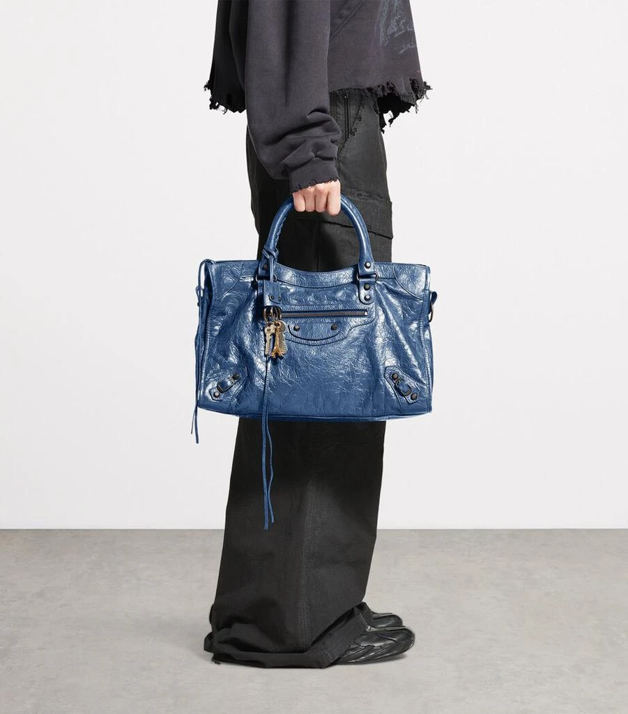 Small Lambskin Le City Top-Handle Bag 商品