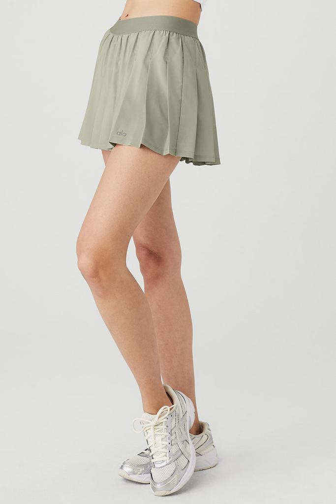 商品Alo|Varsity Tennis Skirt - Limestone,价格¥273-¥377,第4张图片详细描述