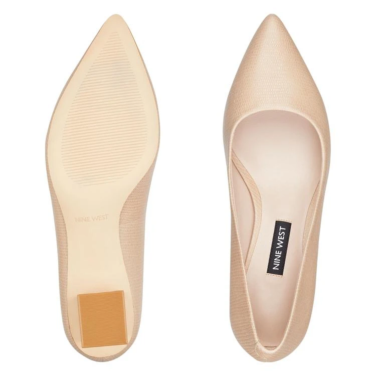商品Nine West|Davida Pointy Toe Pumps,价格¥297,第3张图片详细描述