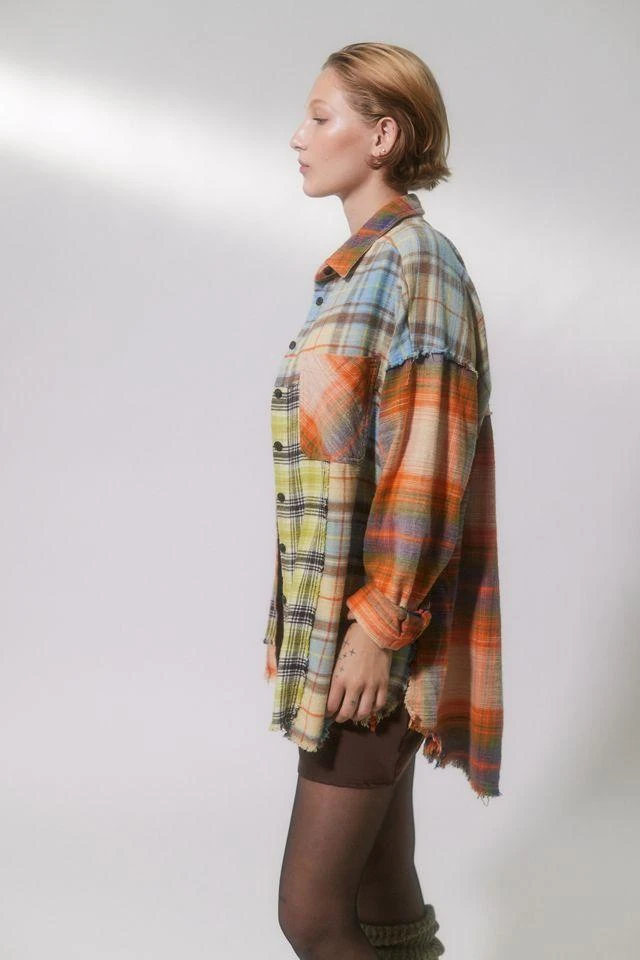 商品BDG|BDG Robbie Spliced Flannel Button-Down Shirt,价格¥38,第3张图片详细描述