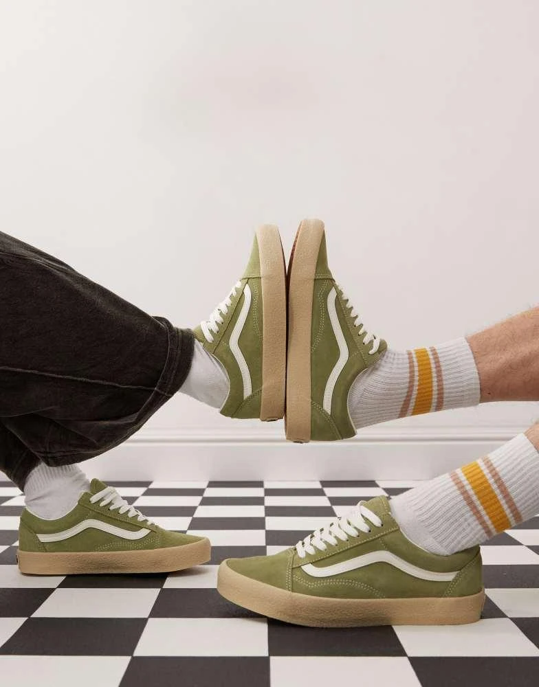 商品Vans|Vans Old Skool trainers with crepe sole in green,价格¥821,第1张图片