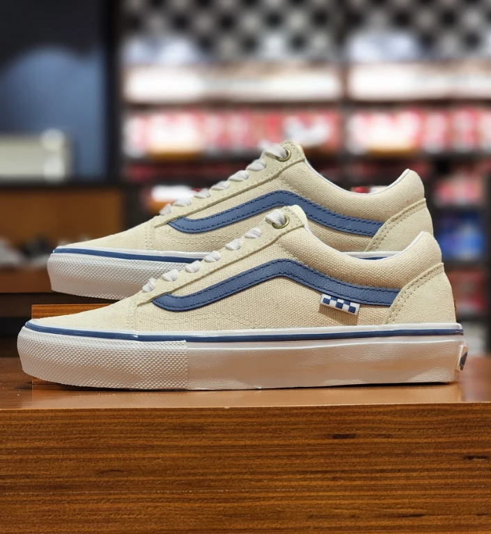 商品Vans|【享贝家】Vans Ols Skool 低帮休闲板鞋 男女同款 白蓝 VN0A5FCBACV（预售，一周后发货）,价格¥301,第1张图片