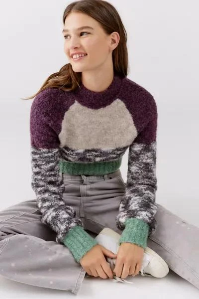 商品Urban Outfitters|UO Avril Cropped Mock Neck Sweater,价格¥100,第1张图片