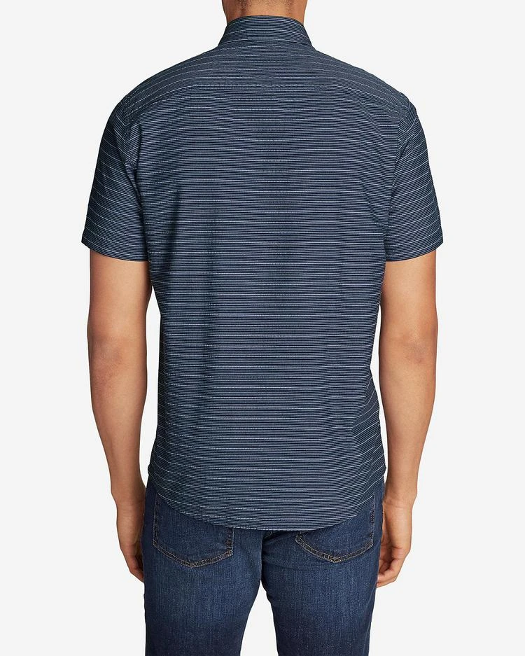 商品Eddie Bauer|Men&#39;s Bainbridge 2.0 Short-Sleeve Seersucker Shirt,价格¥261-¥372,第3张图片详细描述