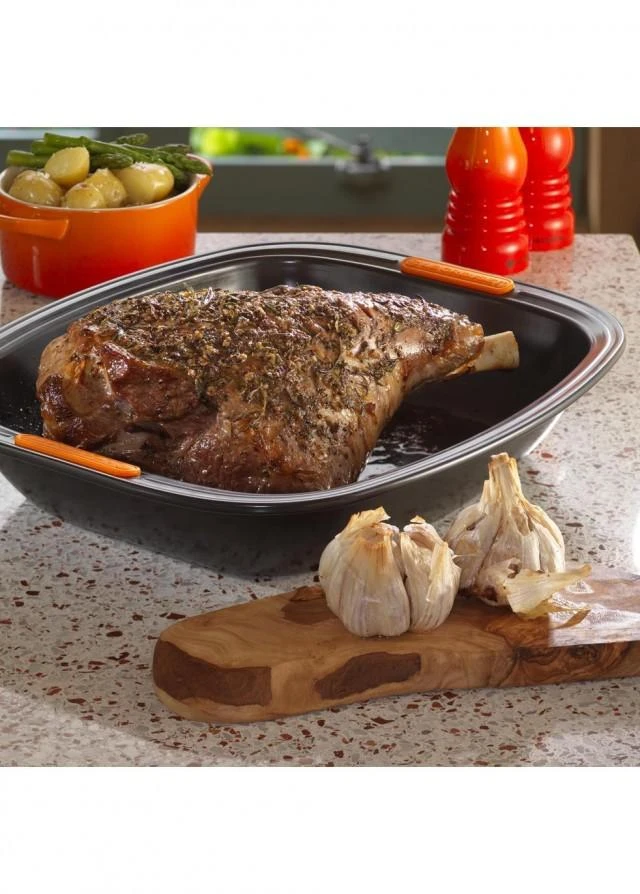 商品Le Creuset|Toughened non-stick rectangular roaster 33cm,价格¥473,第3张图片详细描述