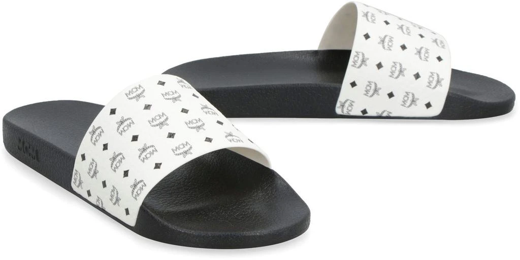 商品MCM|MCM Allover Logo Printed Slip-On Slides,价格¥850,第4张图片详细描述