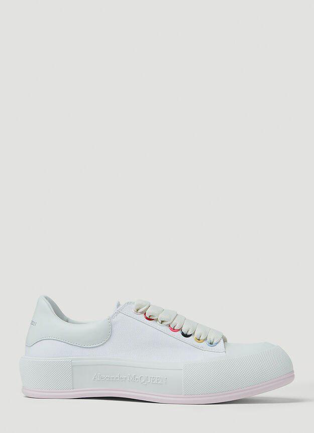 商品Alexander McQueen|Deck Plimsoll Sneakers in White,价格¥1998,第1张图片