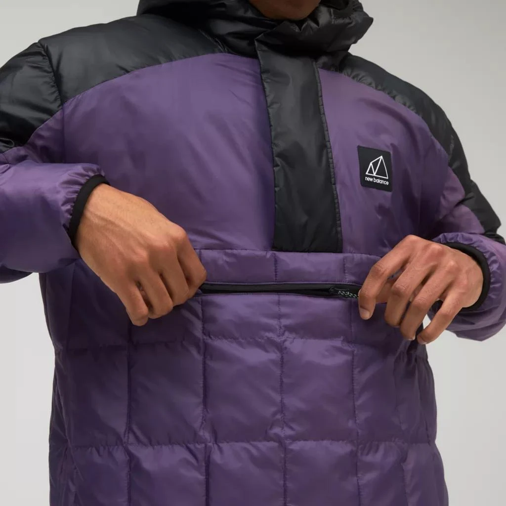 商品New Balance|NB AT Iridescent Puffer Jacket,价格¥978,第4张图片详细描述