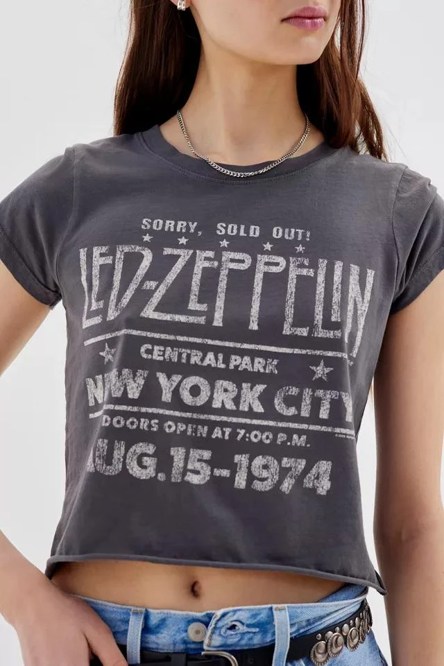 商品Urban Outfitters|Led Zeppelin Concert Baby Tee,价格¥149,第3张图片详细描述