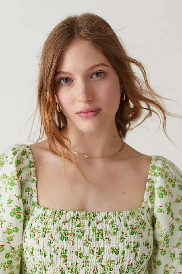 商品Urban Outfitters|UO Sofia Printed Square Neck Mini Dress,价格¥273,第4张图片详细描述