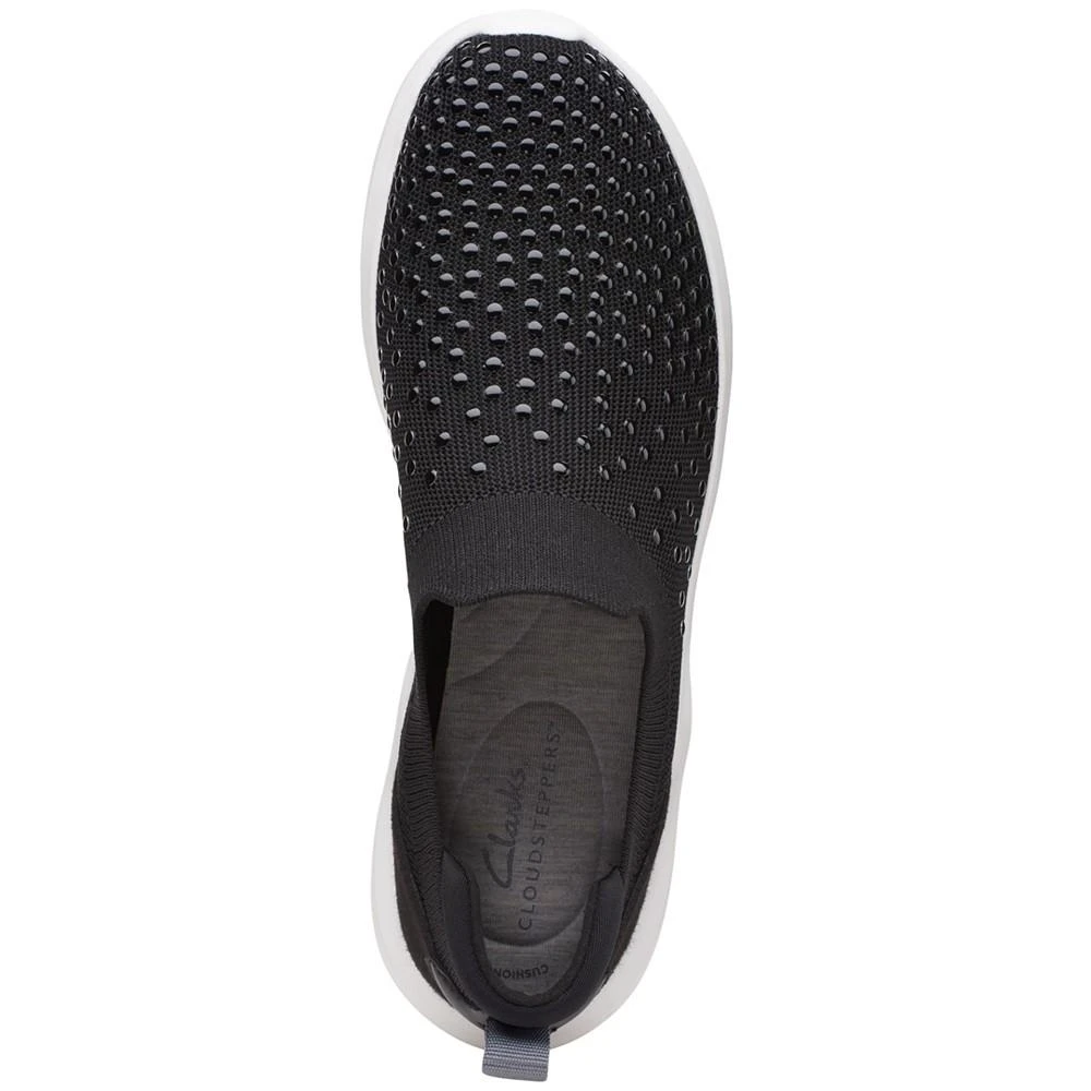 商品Clarks|Women's Nova Grove Slip-On Studded Sneakers,价格¥711,第5张图片详细描述