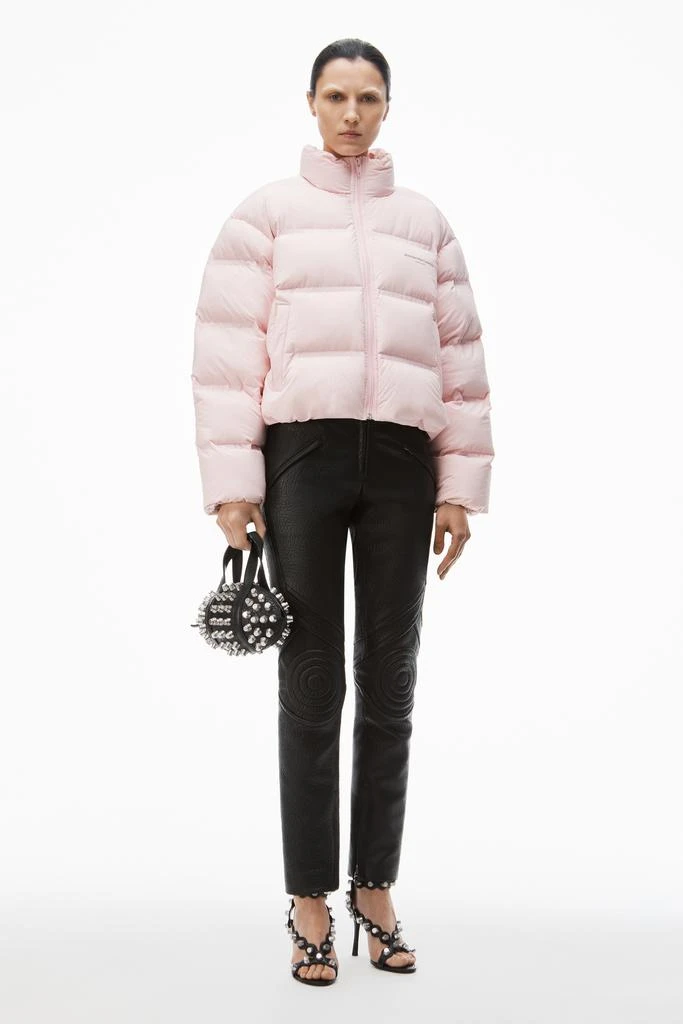 商品Alexander Wang|cropped puffer coat with reflective logo,价格¥5224,第1张图片