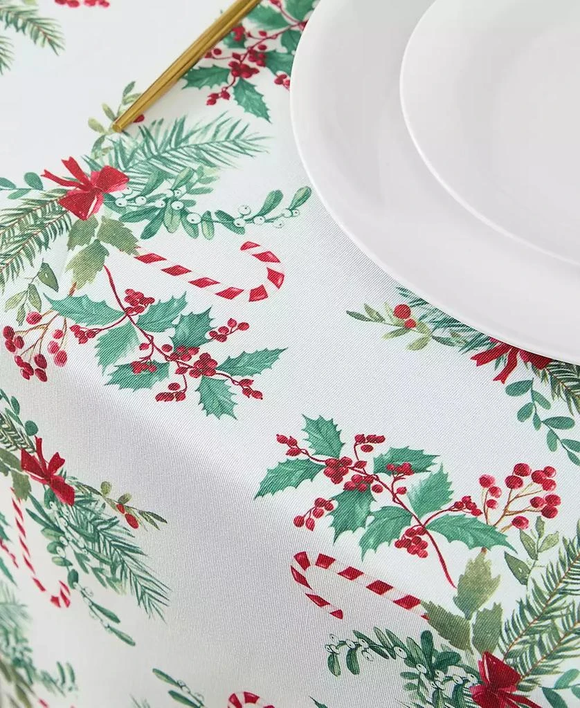Easy Care Holiday Tablecloth, 70" Round 商品