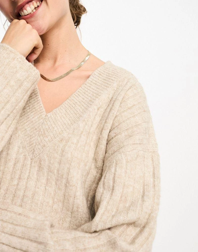 商品ASOS|ASOS DESIGN knitted jumper mini dress with v neck in oatmeal,价格¥110,第3张图片详细描述