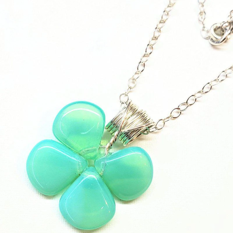 商品Alexa Martha Designs|Mint Green Beaded Sterling Silver Clover Necklace,价格¥423,第1张图片