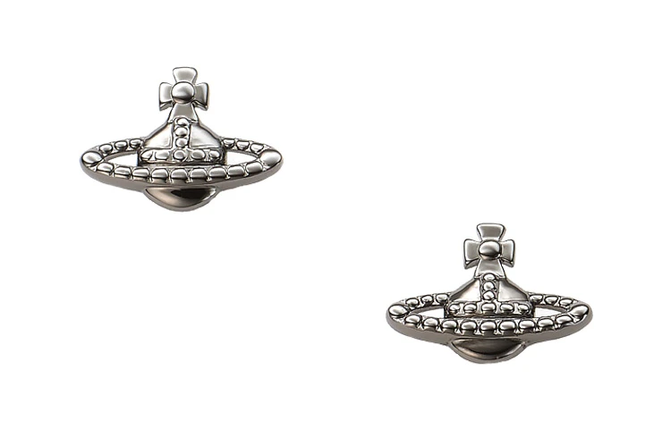 商品[国内直发] Vivienne Westwood|西太后 FARAH 浮雕 土星 耳钉 枪灰色,价格¥1322,第1张图片