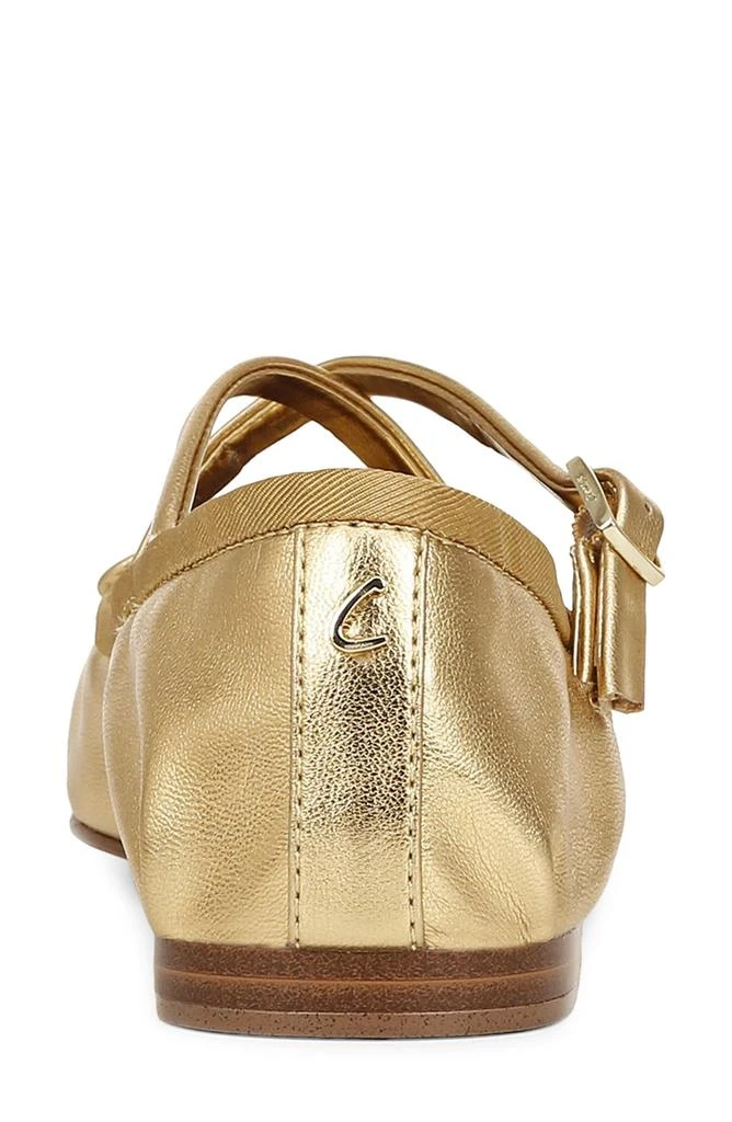 Zuri Ballet Flat 商品