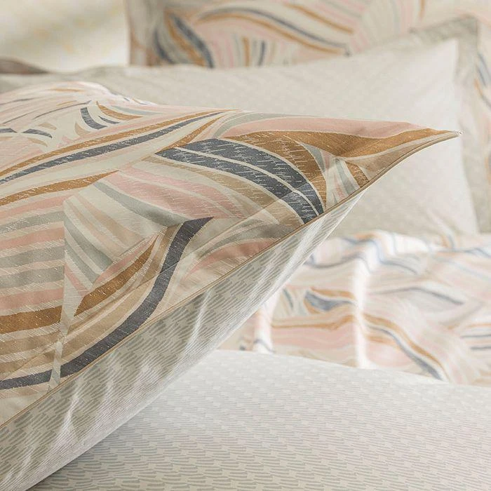 商品Anne de Solene|Audace Flat Sheet, King,价格¥1566,第3张图片详细描述