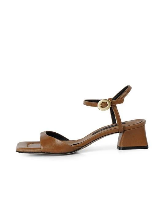 Amora Sandals 商品