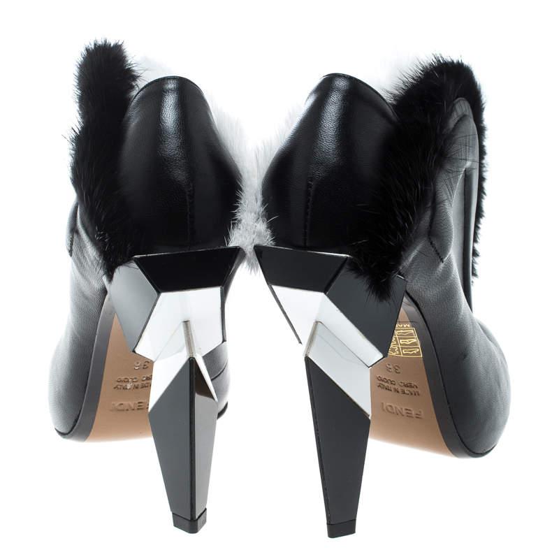 Fendi Monochrome Leather and Fur Trimmed V Neck Ankle Boots Size 38商品第5张图片规格展示