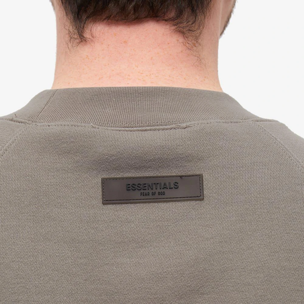 商品Essentials|Fear of God ESSENTIALS Logo Crew Neck Sweat - Desert Taupe,价格¥794,第5张图片详细描述