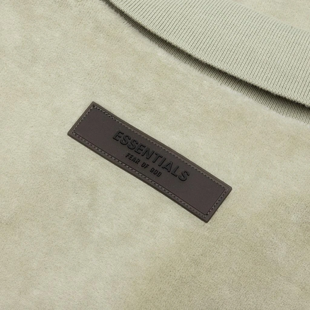 商品Essentials|Fear of God Essentials Women's Velour Sleeveless Polo - Seafoam,价格¥354,第4张图片详细描述