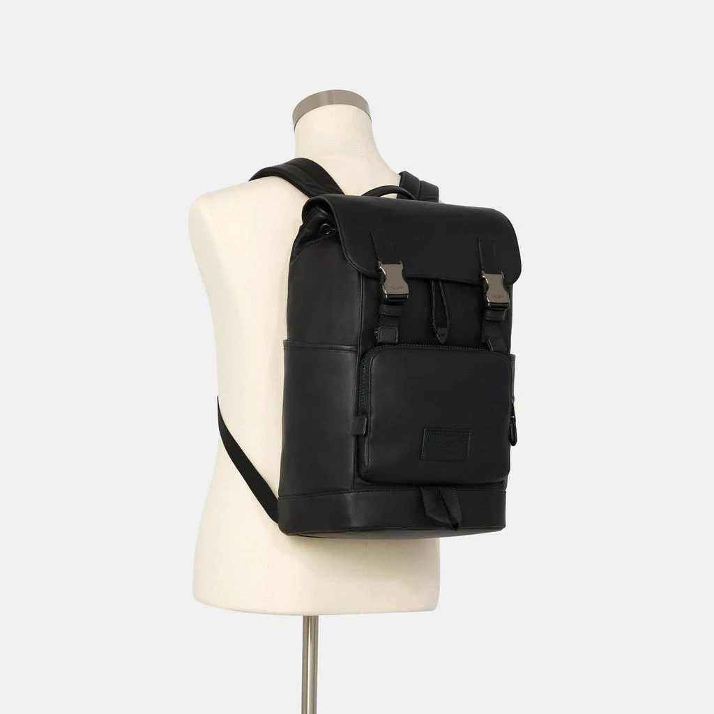 商品Coach|Coach Outlet Track Backpack,价格¥2115,第1张图片详细描述