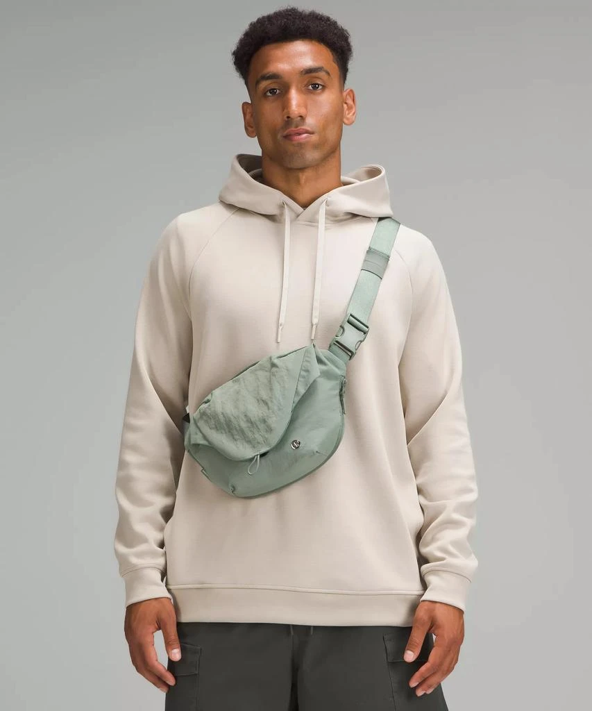 Curved Crossbody Bag 3L 商品