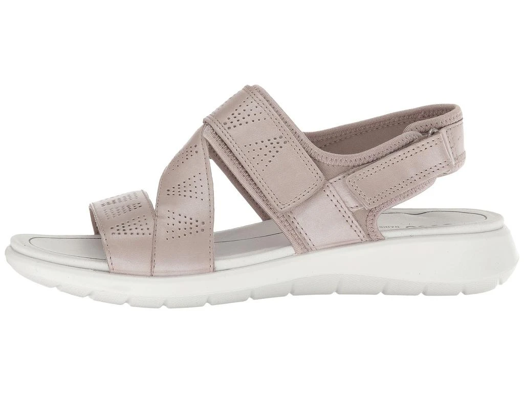 商品ECCO|Soft 5 Cross Strap 涼鞋,价格¥811,第4张图片详细描述