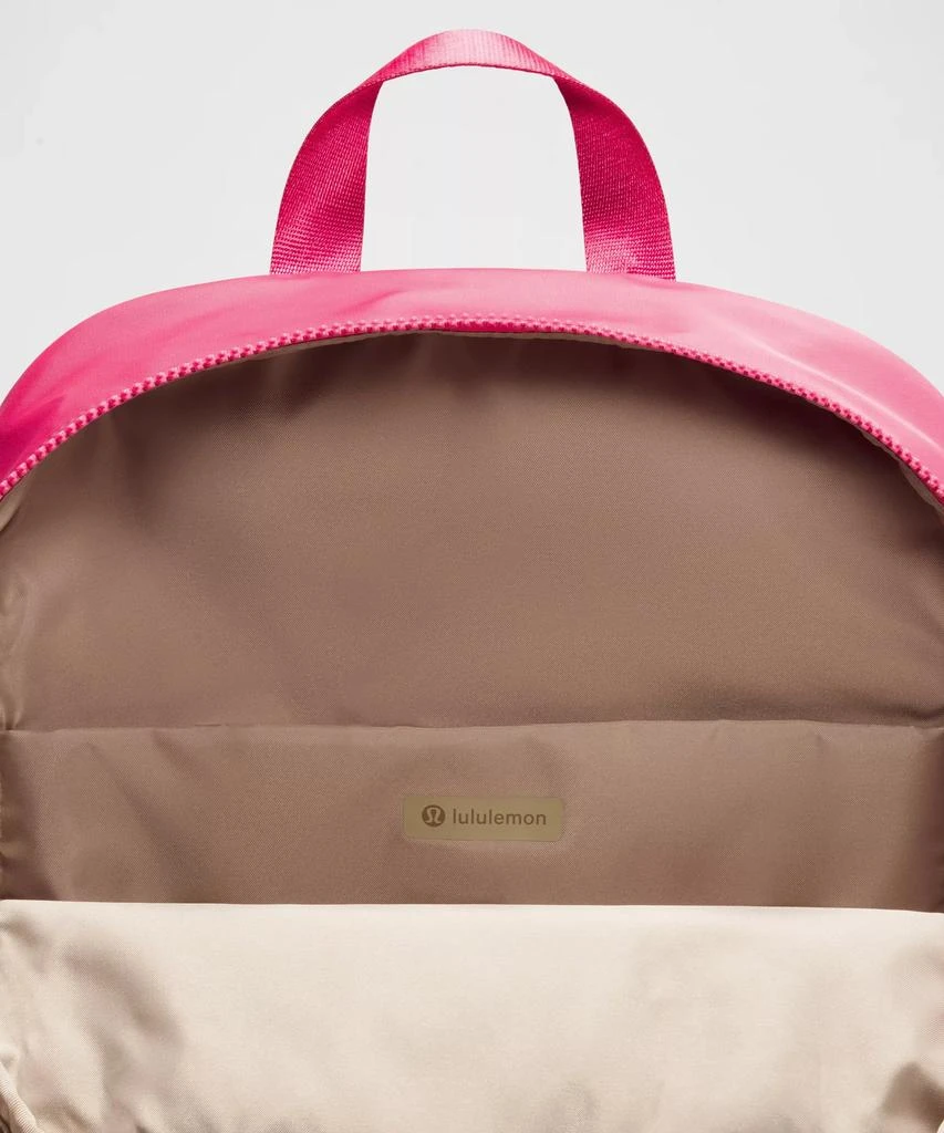 Everywhere Backpack 22L 商品