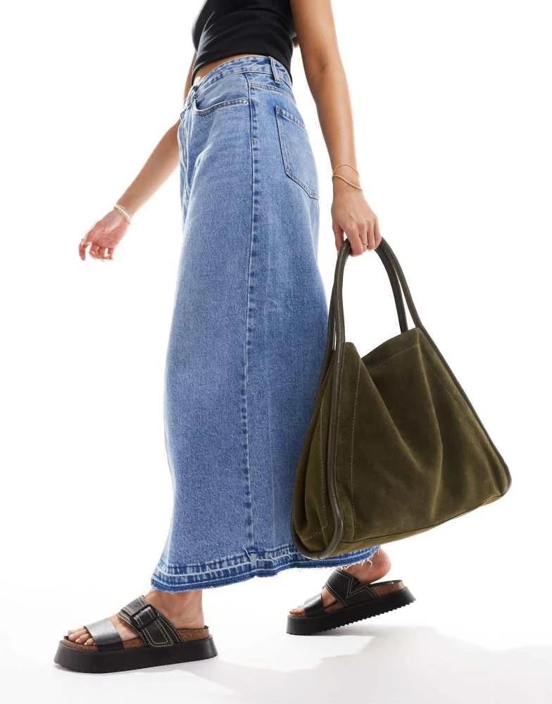 商品ASOS|ASOS DESIGN suede tubular tote bag in forest green,价格¥518,第2张图片详细描述