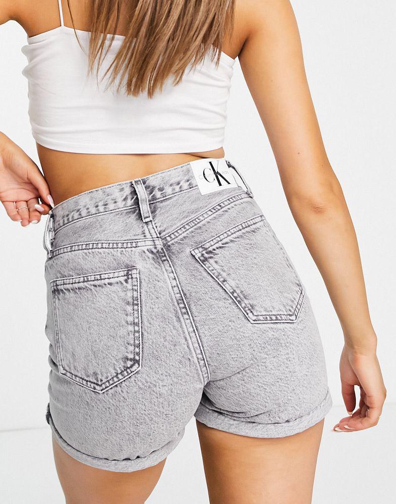 Calvin Klein Jeans logo belt denim mom shorts in light grey商品第4张图片规格展示