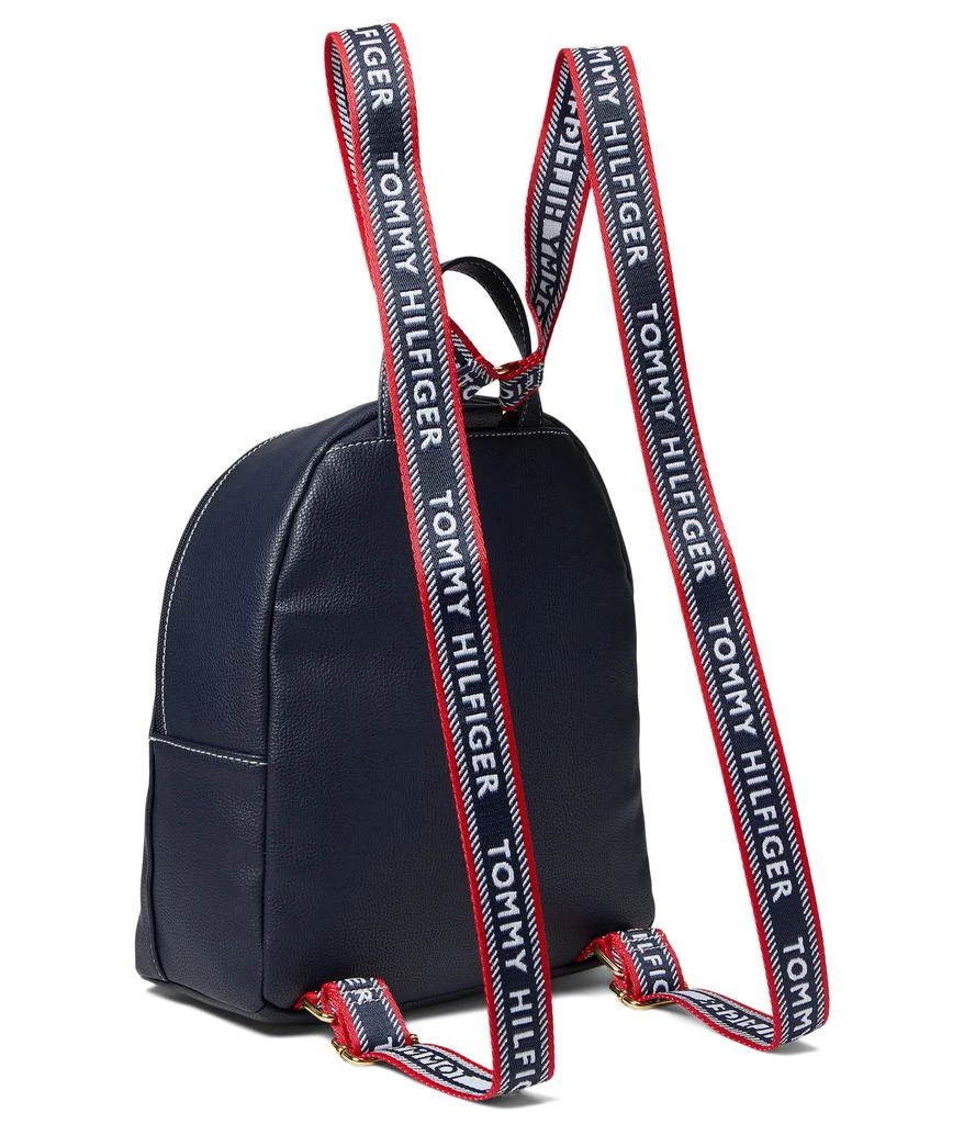 商品Tommy Hilfiger|Adrienne II Small Dome Backpack Pebble PVC,价格¥347,第2张图片详细描述