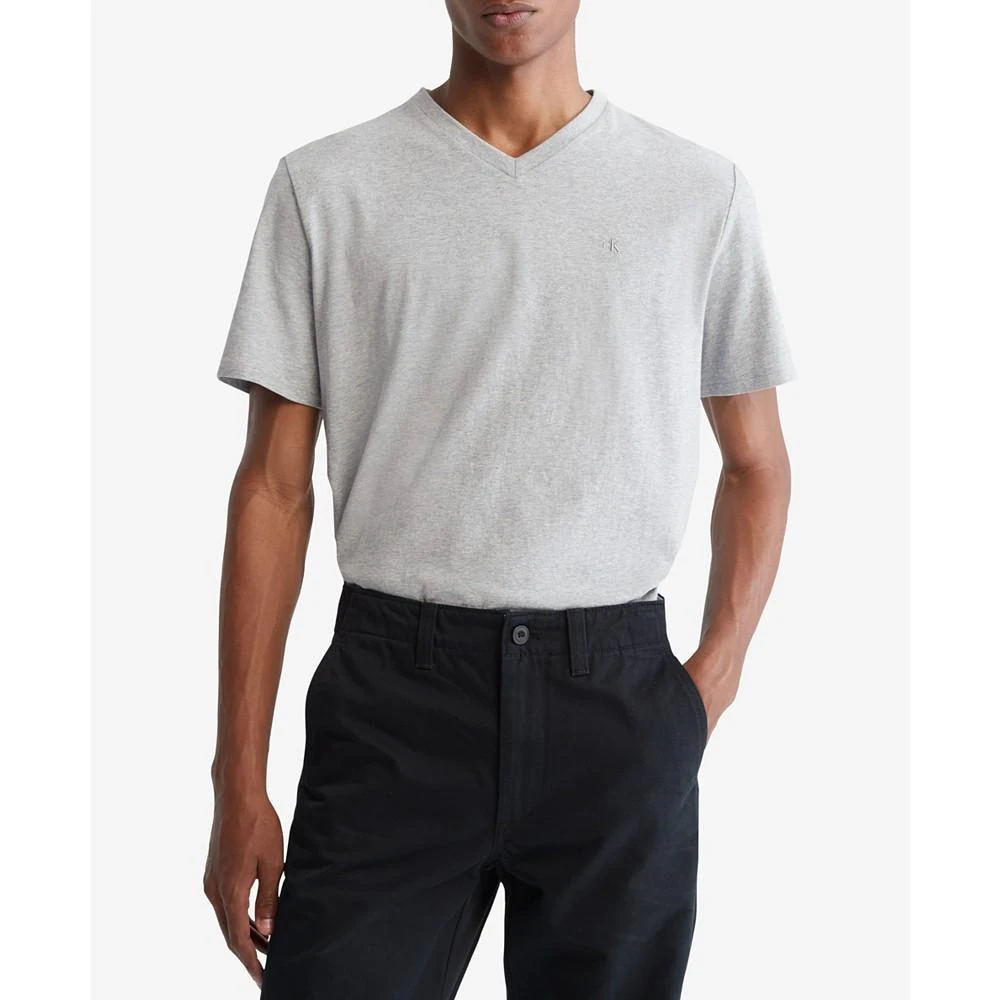 商品Calvin Klein|Men's Smooth Cotton Solid V-Neck T-Shirt,价格¥173,第1张图片