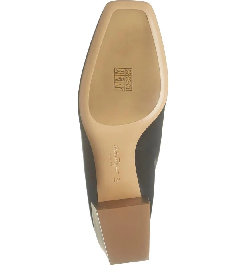 商品Salvatore Ferragamo|Albiano Gancini Bootie,价格¥5334,第5张图片详细描述