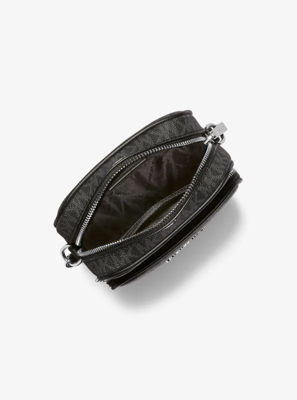 Jet Set Travel Medium Logo Crossbody Bag 商品