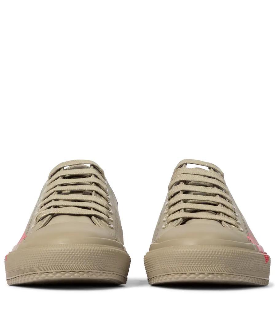 商品Burberry|Logo cotton gabardine sneakers,价格¥3179,第7张图片详细描述