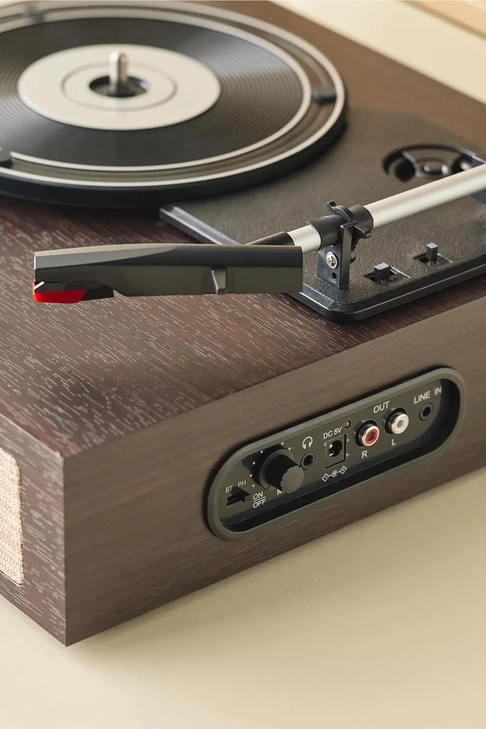 商品Crosley|Crosley UO Exclusive Scout Sassy Cat Record Player,价格¥803,第4张图片详细描述