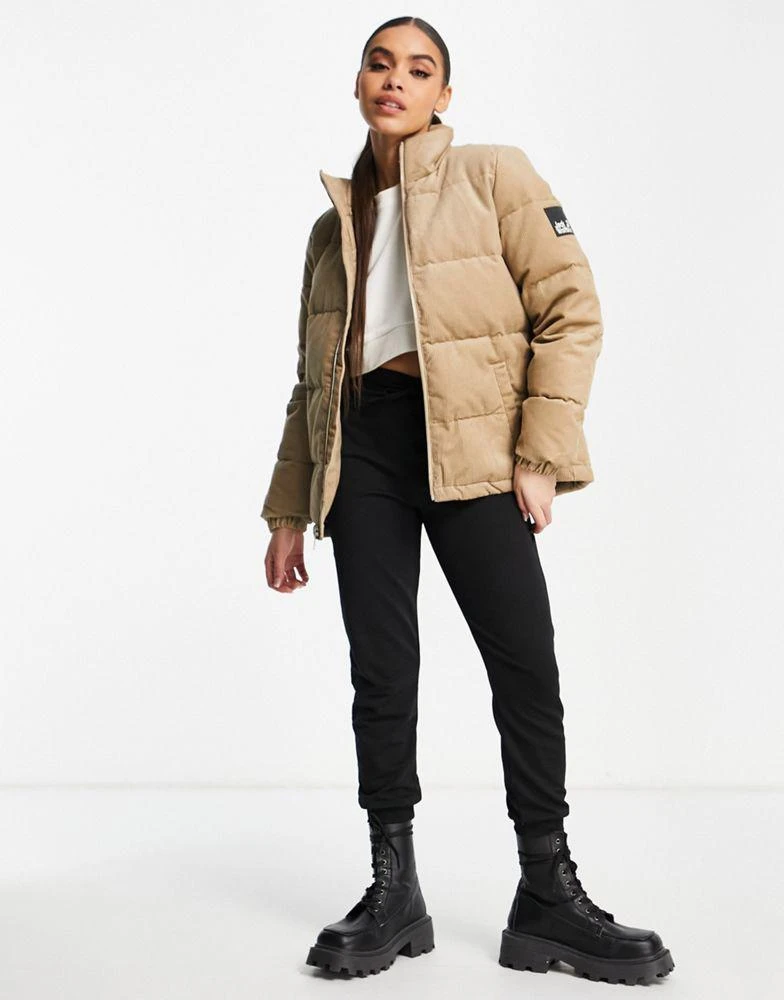 商品Jack Wolfskin|Jack Wolfskin Corduroy puffer jacket in beige ,价格¥1172,第2张图片详细描述