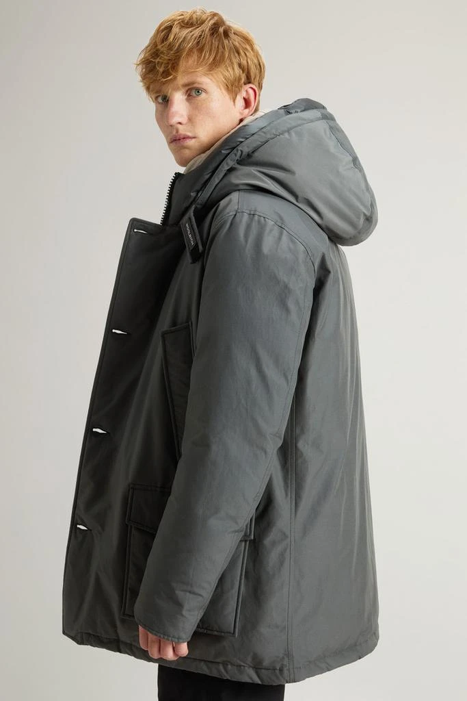 商品Woolrich|Arctic Parka in Ramar Cloth - Men - Beige,价格¥5245,第4张图片详细描述
