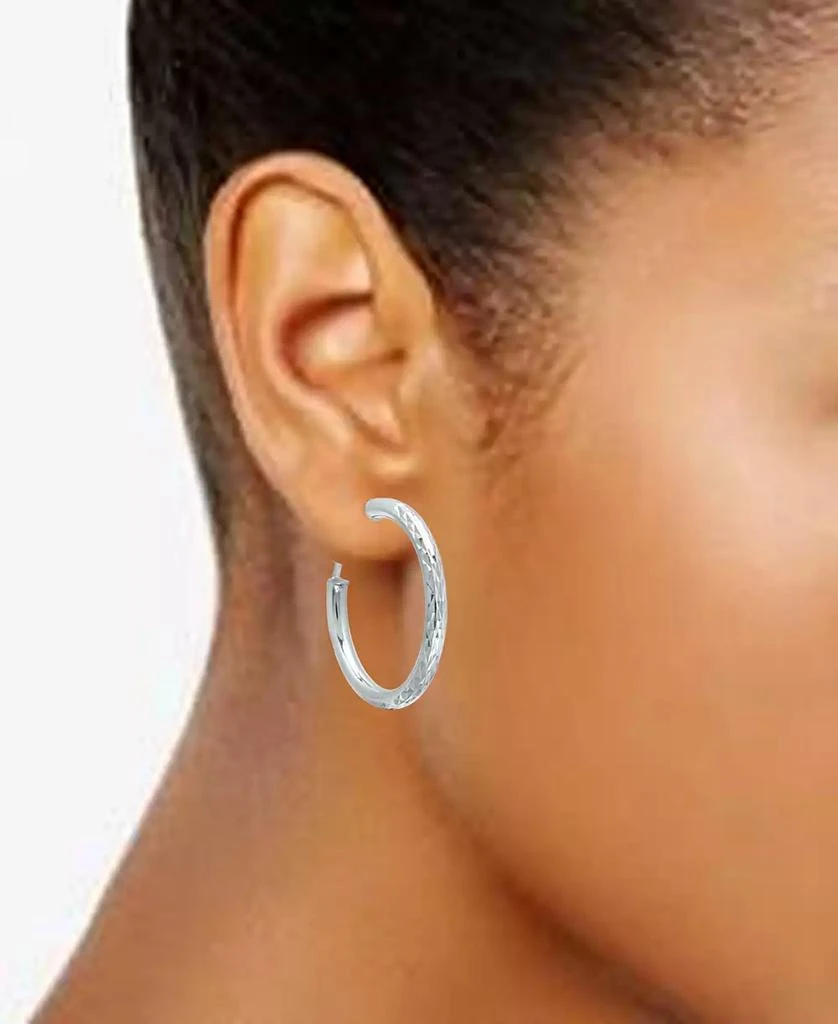 商品Giani Bernini|Medium Patterned Hoop Earrings in Sterling Silver, 40mm, Created for Macy's,价格¥368,第2张图片详细描述
