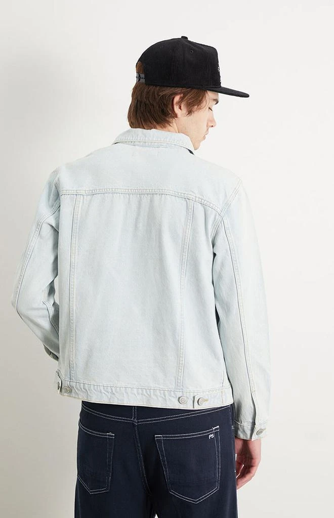商品PacSun|Light Wash Classic Fit Denim Trucker Jacket,价格¥341,第2张图片详细描述